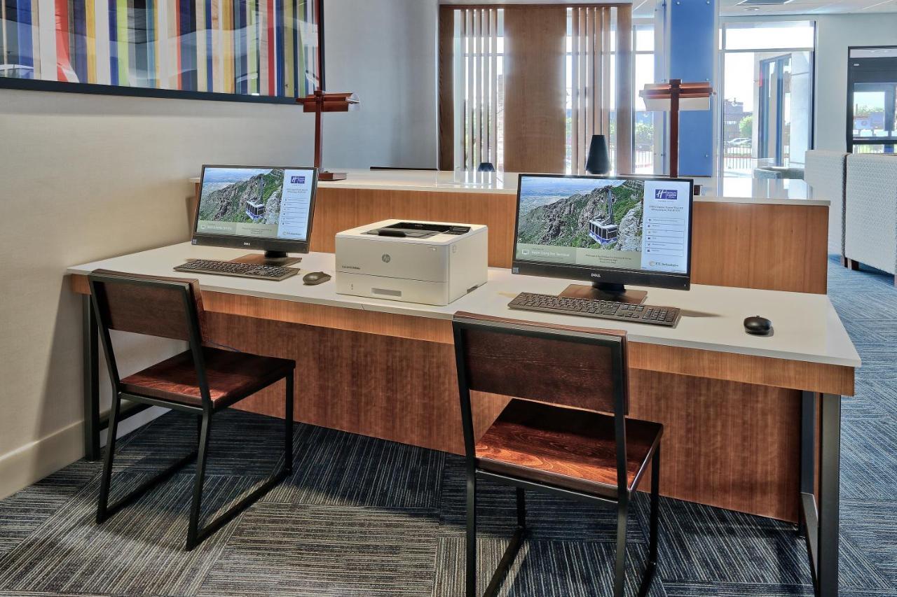 Holiday Inn Express & Suites - Albuquerque East By Ihg Esterno foto